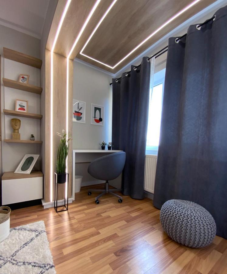Iulius Loft Apartment Яш Екстериор снимка